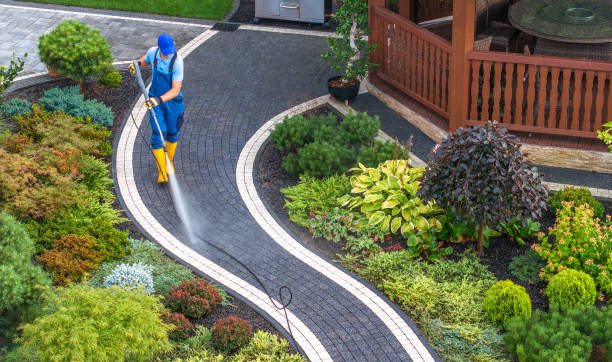 Best Commercial Pressure Washing  in Blue Springs, MO